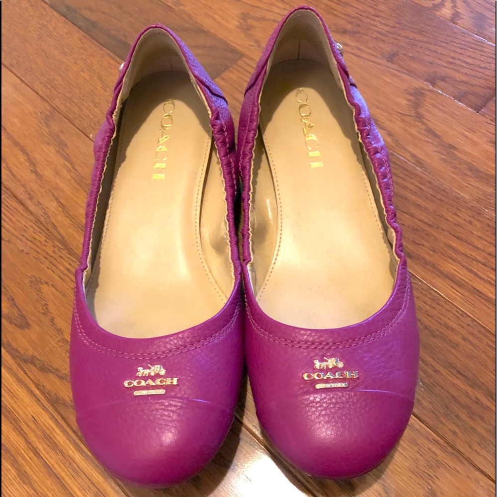 *COACH* flats- magenta in color. So lovely 💕